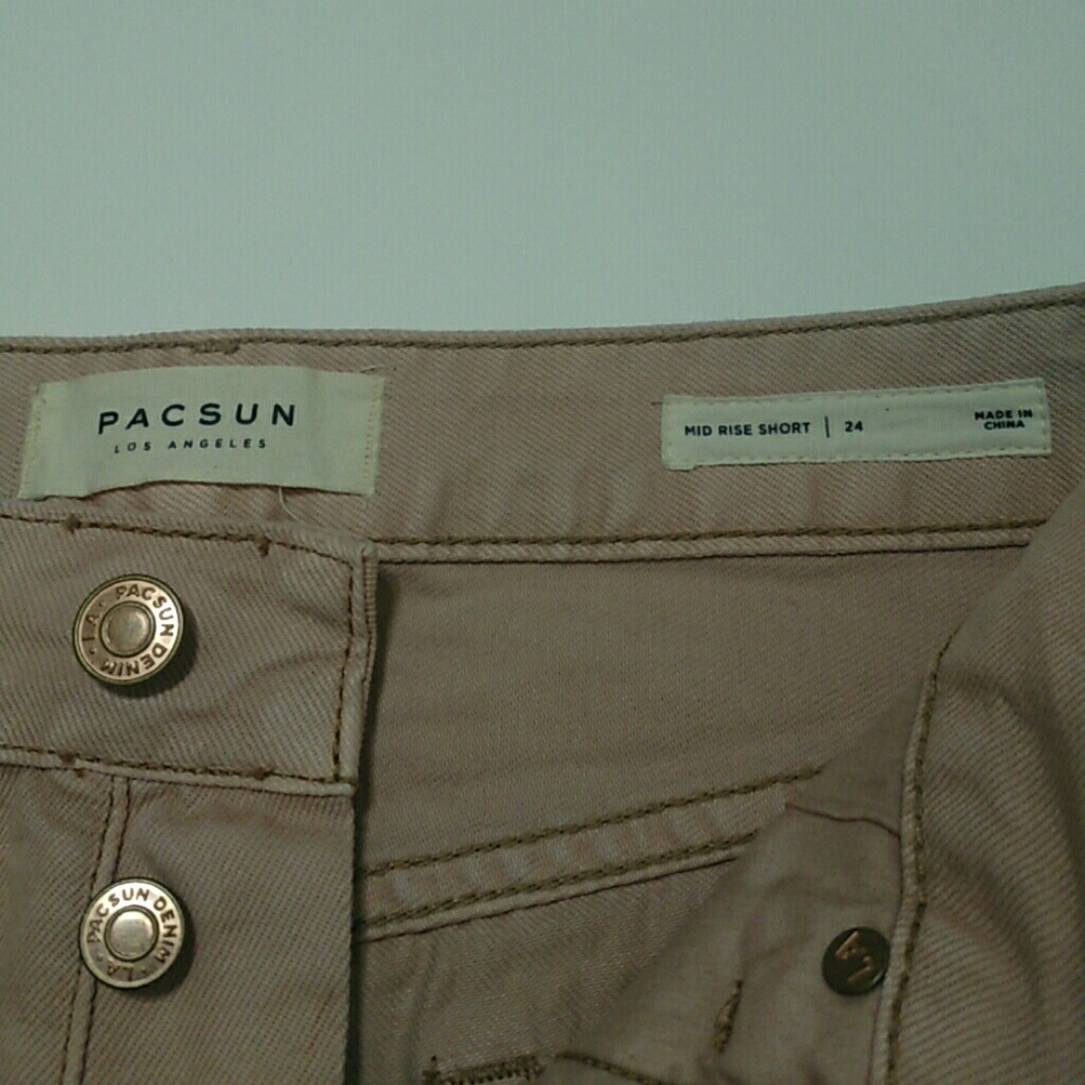 EUC PacSun Blush Pink Distressed Shorts - Picture 4 of 5